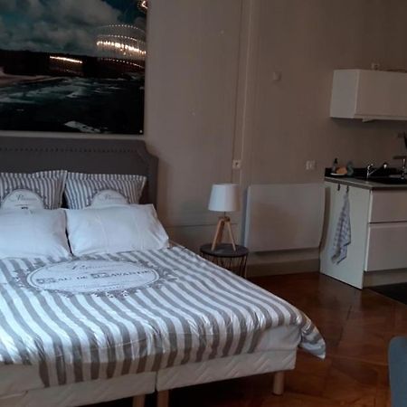 Апартаменти Grand Studio En Hyper Centre Кемпер Екстер'єр фото